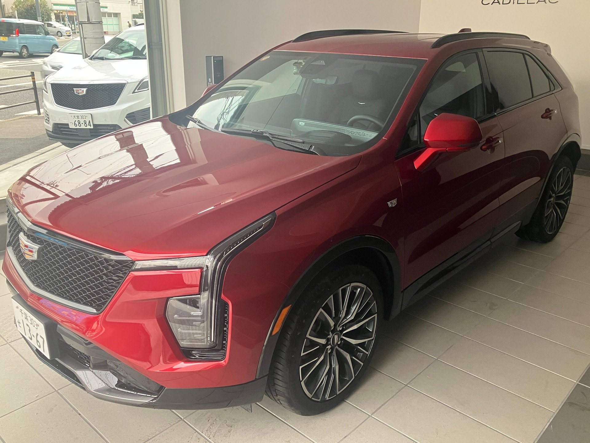 CADILLAC XT4 - View 1