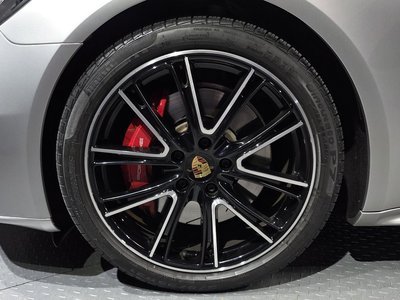 PORSCHE PANAMERA - 6