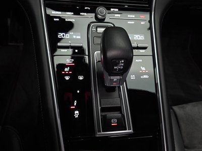 PORSCHE PANAMERA - 9