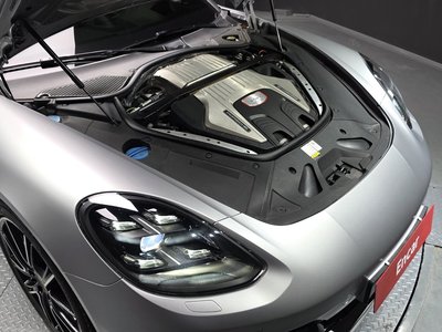 PORSCHE PANAMERA - 7