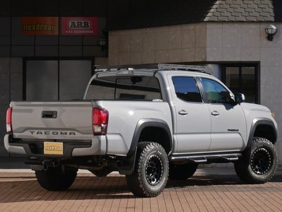 TOYOTA TACOMA - 3