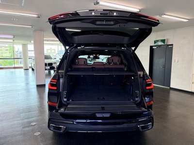 2023 BMW X7 缩略图 23