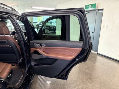 2023 BMW X7 缩略图 30