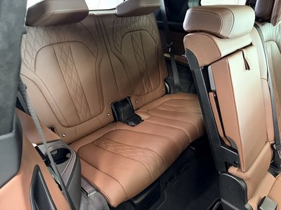 2023 BMW X7 缩略图 31