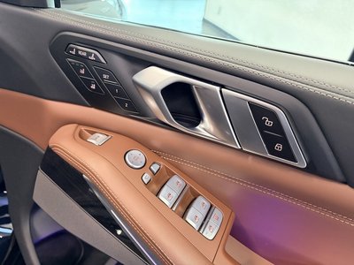 2023 BMW X7 缩略图 37