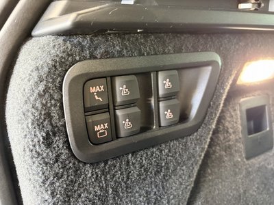 2023 BMW X7 缩略图 28