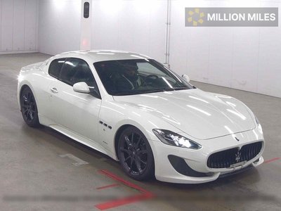 MASERATI GRANTURISMO - 1