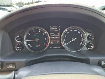 صورة 6 لـ 2018 Toyota LAND CRUISER 200