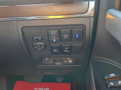 صورة 4 لـ 2018 Toyota LAND CRUISER 200