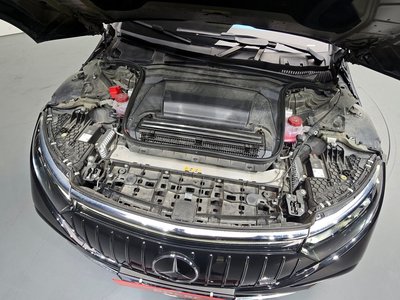 MERCEDES-BENZ EQS - 7