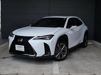 صورة 1 لـ 2025 Lexus UX