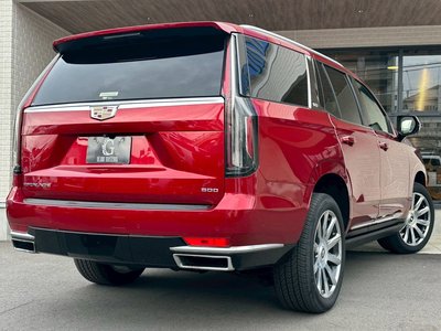 CADILLAC ESCALADE - 7