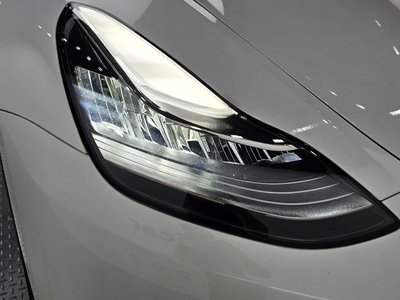2022 Tesla MODEL Y photo 9
