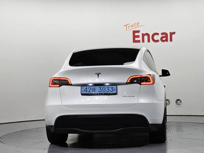 2022 Tesla MODEL Y photo 4