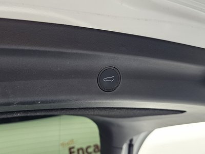 2022 Tesla MODEL Y thumbnail 26