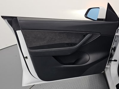2022 Tesla MODEL Y thumbnail 14