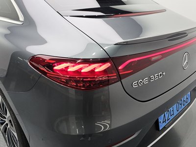 MERCEDES-BENZ EQE - 10