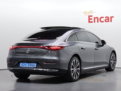 MERCEDES-BENZ EQE - 3