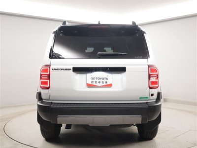 TOYOTA LAND CRUISER - 2