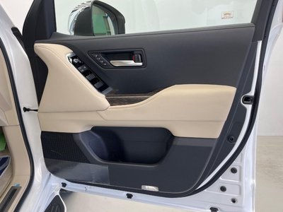 صورة مصغرة 32 لـ 2023 Toyota LAND CRUISER 300