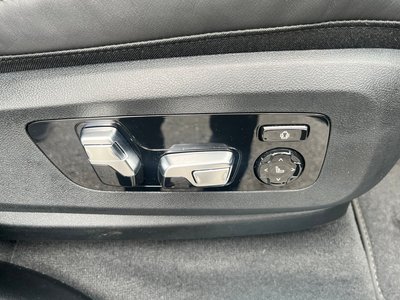 2025 BMW X7 thumbnail 14