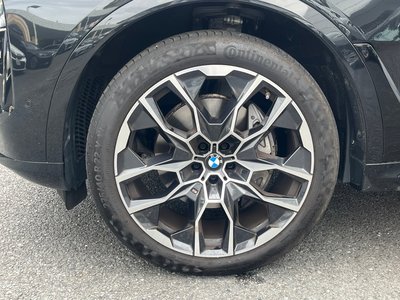 2025 BMW X7 thumbnail 36