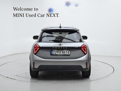 صورة 3 لـ 2024 MINI COOPER S