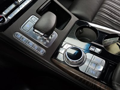 2019 Genesis G90 照片 9