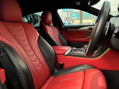 2021 BMW 8 SERIES photo 3