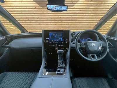 TOYOTA ALPHARD - 3