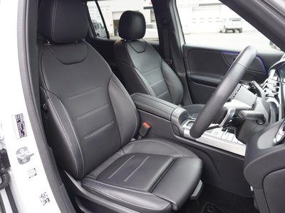 MERCEDES-BENZ GLB - 2
