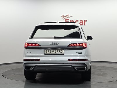 AUDI Q7 - 4
