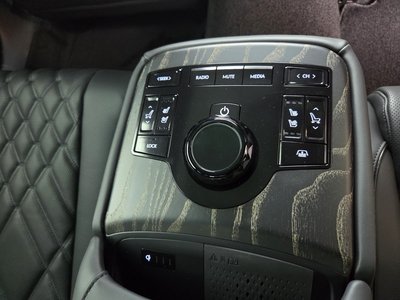 GENESIS G80 (RG3) - 10