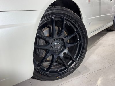 NISSAN SKYLINE COUPE - 2