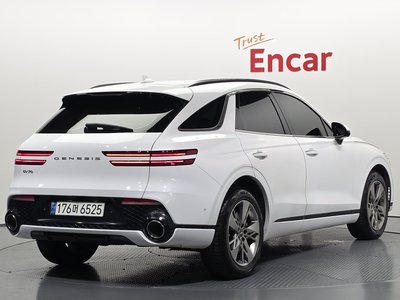 صورة 3 لـ 2021 Genesis GV70