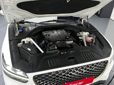 صورة 7 لـ 2021 Genesis GV70