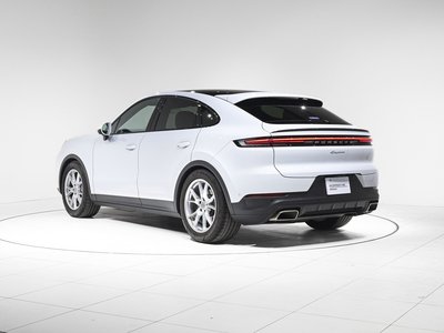 PORSCHE CAYENNE - 8