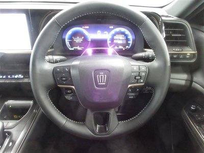 2024 Toyota CROWN SPORT photo 9