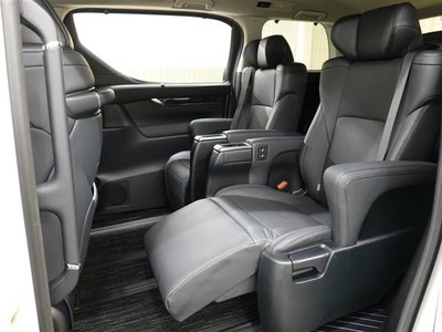 TOYOTA ALPHARD - 9