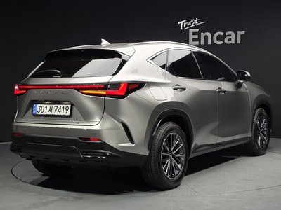 LEXUS NX - 4