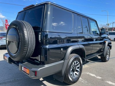 TOYOTA LAND CRUISER 70 - 8