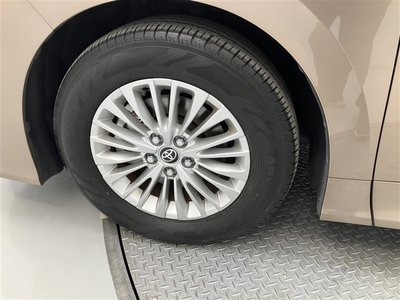 TOYOTA ALPHARD - 6