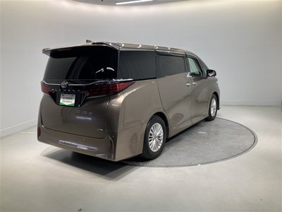TOYOTA ALPHARD - 4