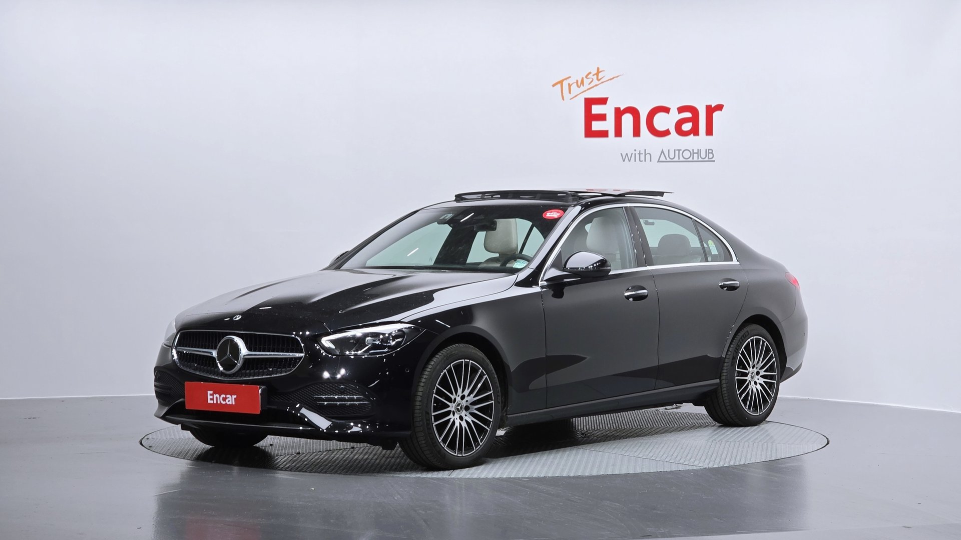 MERCEDES-BENZ C-CLASS - View 1