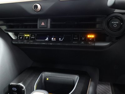 2026 Toyota CROWN SPORT thumbnail 18