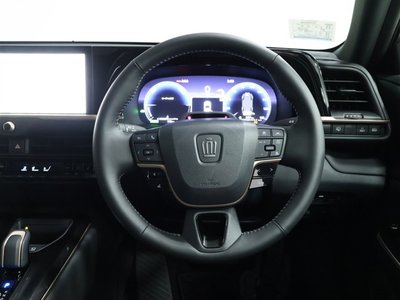2026 Toyota CROWN SPORT thumbnail 21