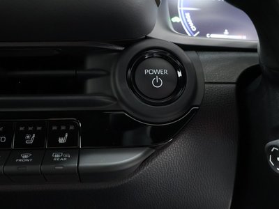2026 Toyota CROWN SPORT thumbnail 17