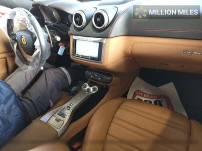 FERRARI CALIFORNIA - 3