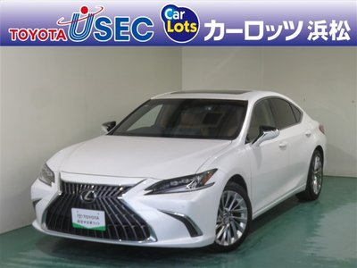 صورة 1 لـ 2022 Lexus ES