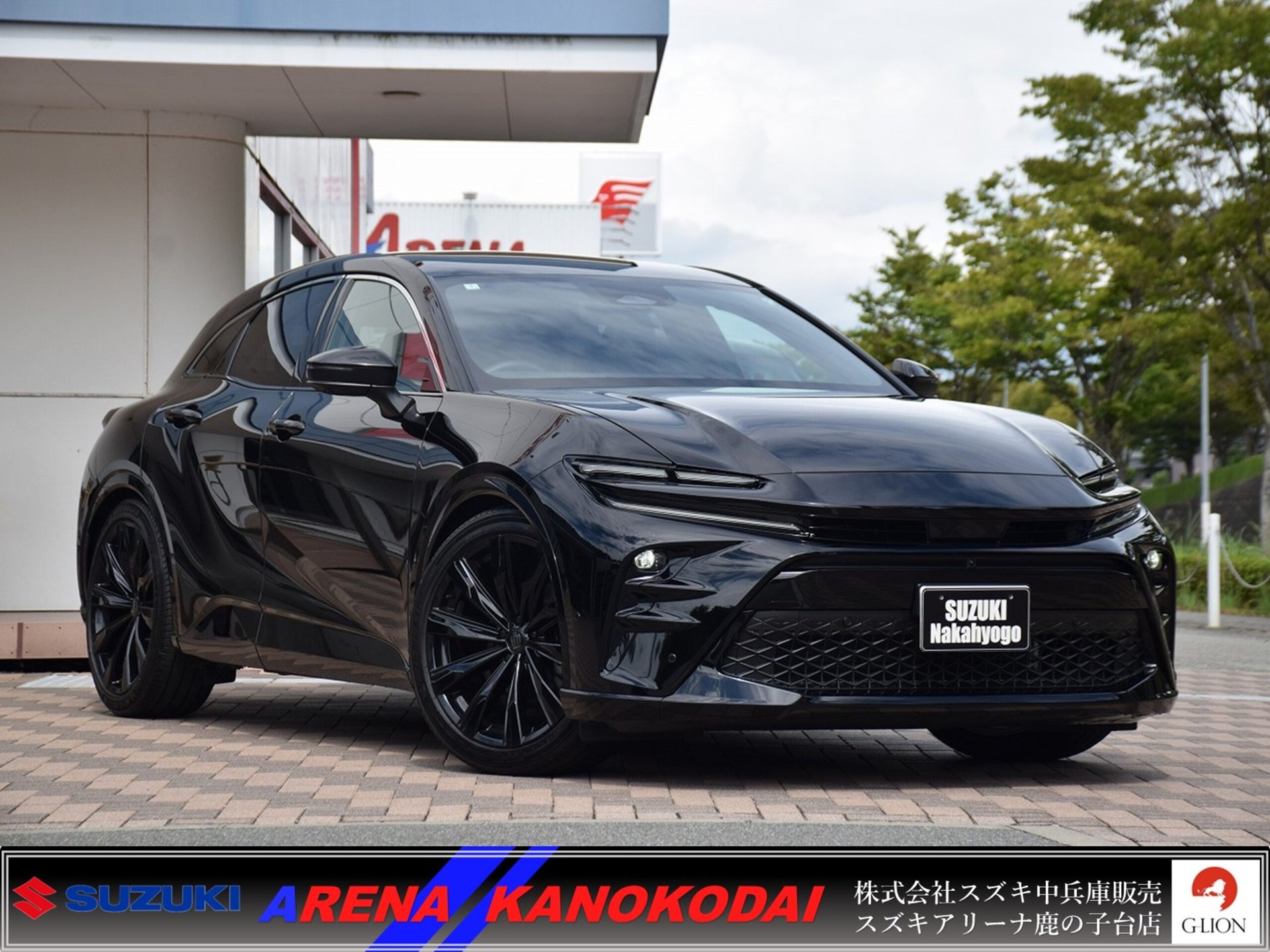 TOYOTA CROWN SPORT - View 1